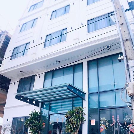 Ht Hotel Xuyên Mộc Exteriér fotografie