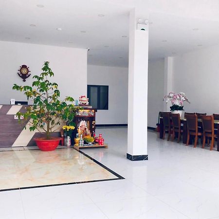 Ht Hotel Xuyên Mộc Exteriér fotografie
